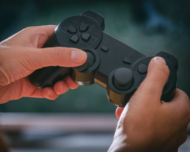 Why do some gamers invert their controls? Scientists now have answers, but they’re not what you think